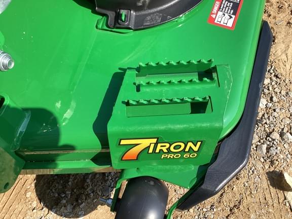 Image of John Deere Z930R equipment image 2