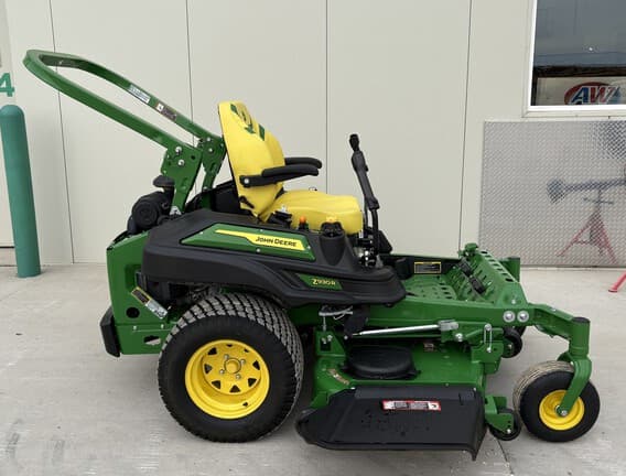 Image of John Deere Z930R equipment image 1