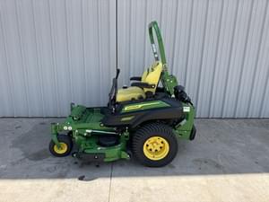 2023 John Deere Z930R Image