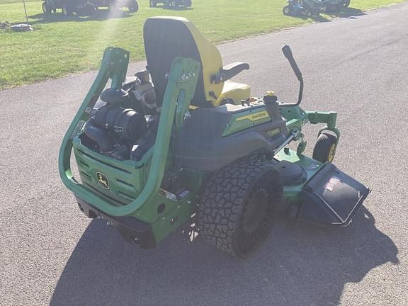 Image of John Deere Z930R equipment image 1