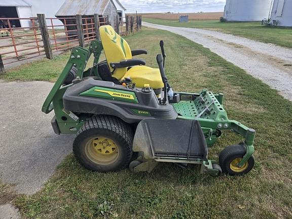 Image of John Deere Z930R equipment image 3