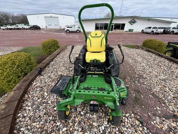 Main image John Deere Z930R