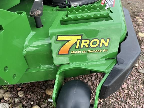 Image of John Deere Z930R equipment image 3