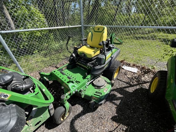 Image of John Deere Z930R equipment image 2