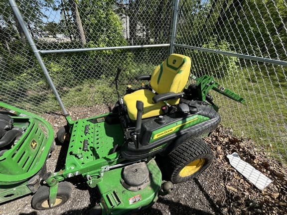 Image of John Deere Z930R equipment image 3