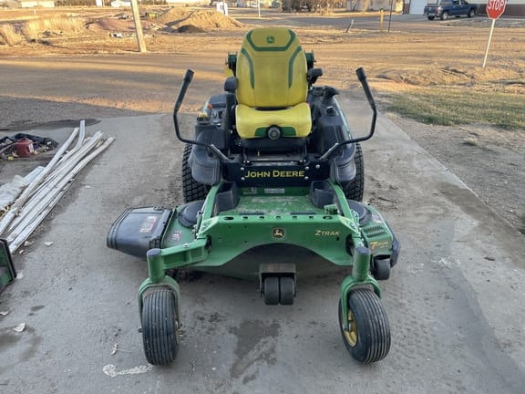 2023 John Deere Z930R Equipment Image0