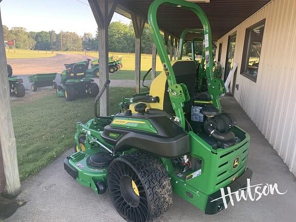 Image of John Deere Z930R equipment image 2