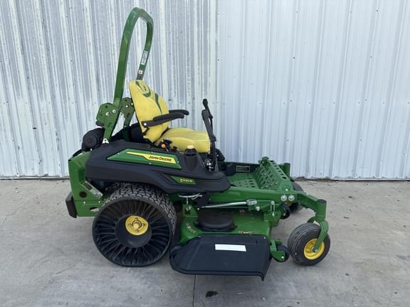 Image of John Deere Z930R equipment image 4