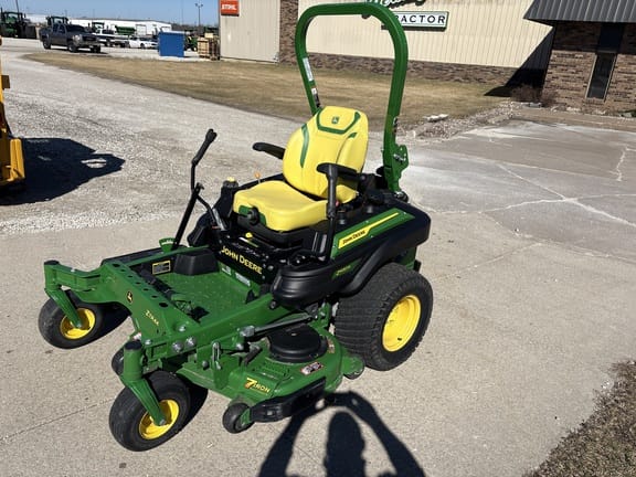 2023 John Deere Z930R Equipment Image0