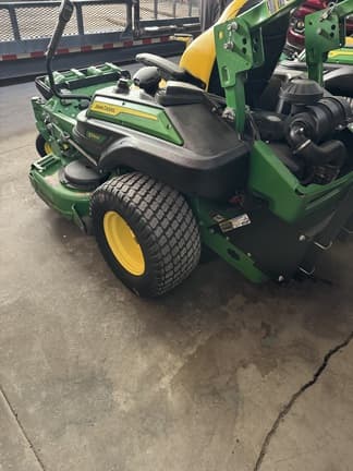 Image of John Deere Z930R equipment image 2