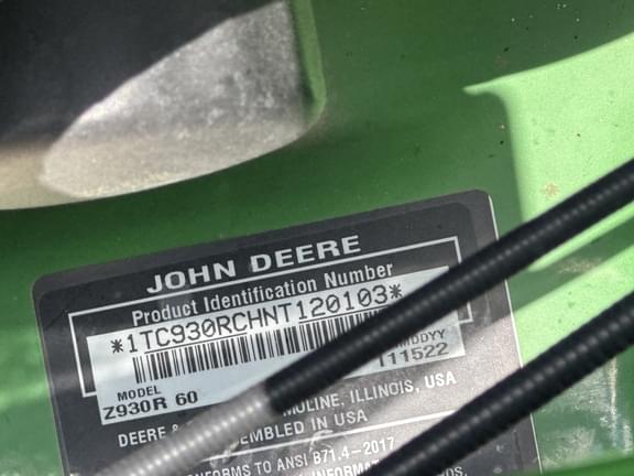 Image of John Deere Z930R equipment image 4
