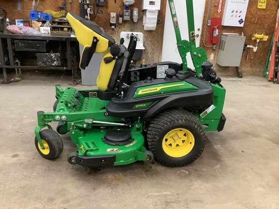 Image of John Deere Z930R equipment image 4