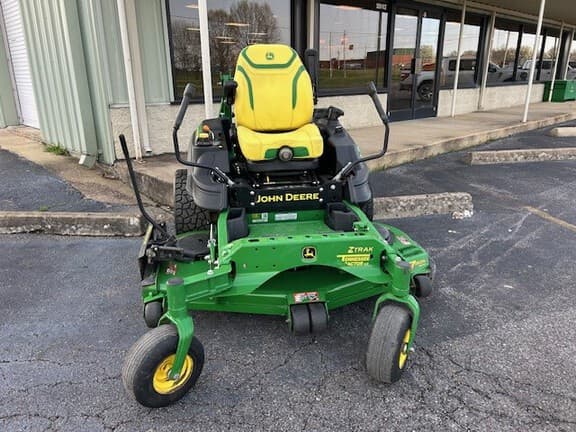 Image of John Deere Z930R equipment image 1