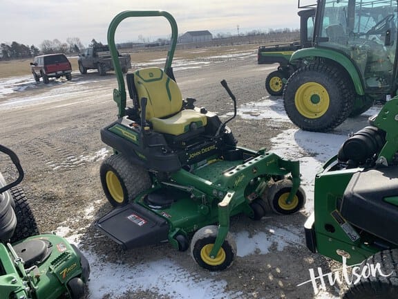 2023 John Deere Z930R Equipment Image0