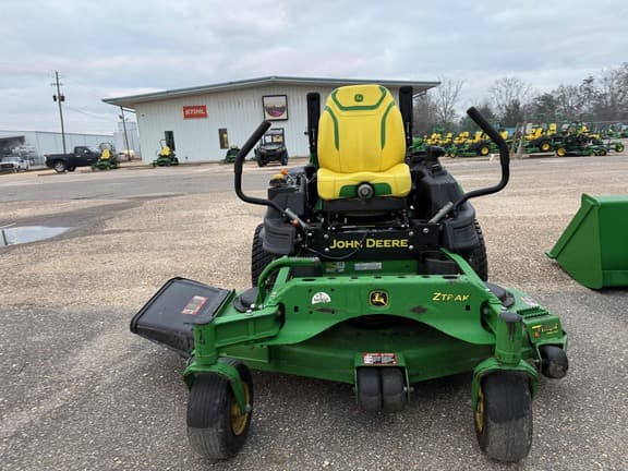 Image of John Deere Z950M equipment image 1