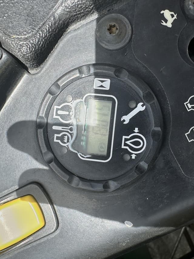 Image of John Deere Z950M equipment image 4