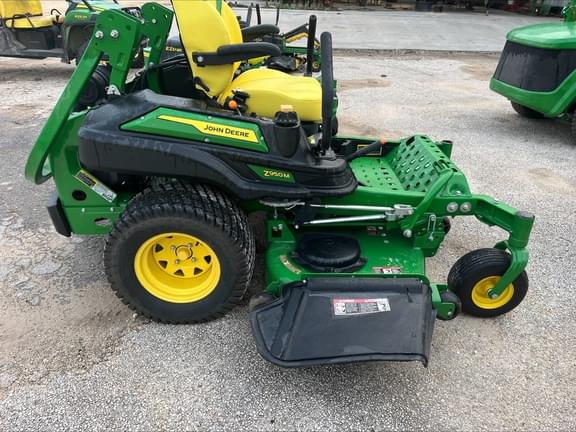 Image of John Deere Z950M equipment image 1