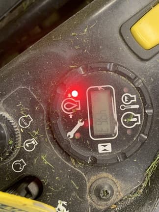 Image of John Deere Z950M equipment image 1