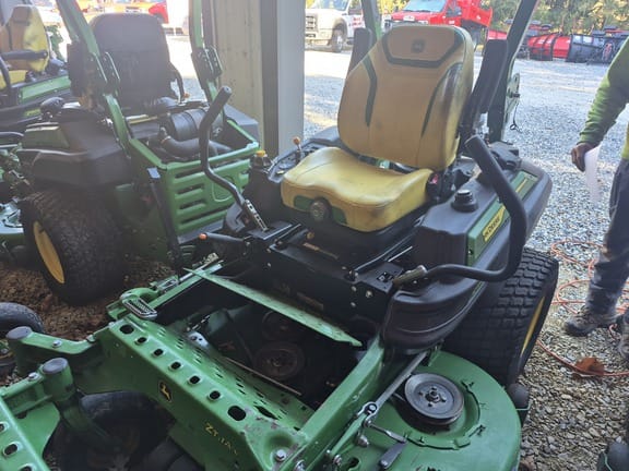 2023 John Deere Z950M Equipment Image0