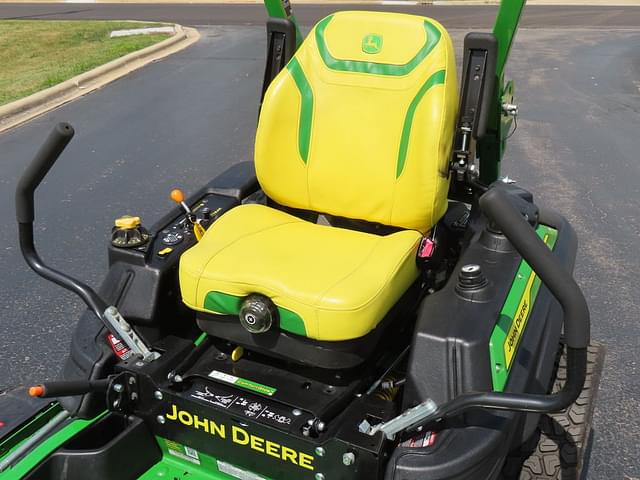 Image of John Deere Z950M equipment image 4