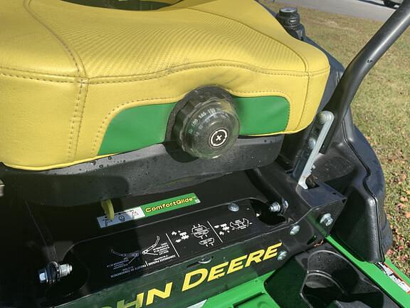 Image of John Deere Z950M equipment image 4