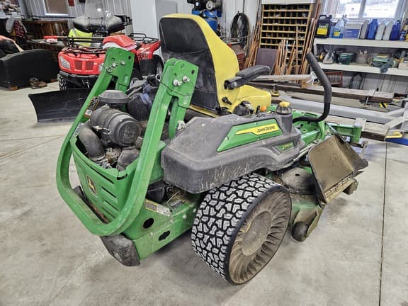 Image of John Deere Z950M equipment image 4