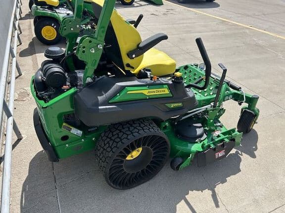 Image of John Deere Z950M equipment image 2