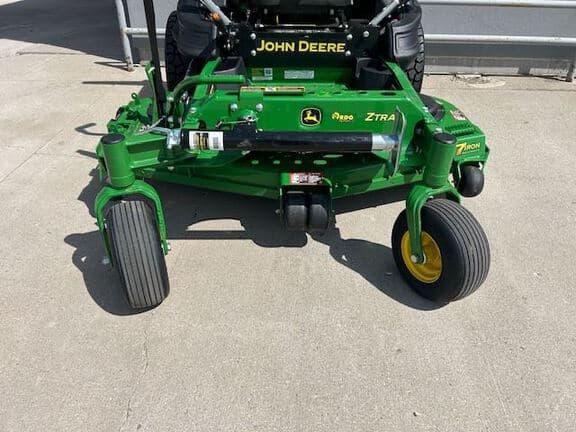 Image of John Deere Z950M equipment image 4
