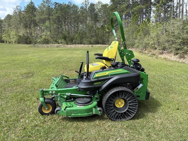 Image of John Deere Z950M equipment image 1