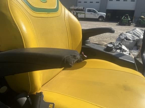 Image of John Deere Z950M equipment image 4