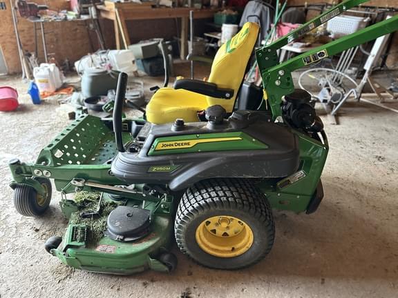 Image of John Deere Z950M equipment image 3