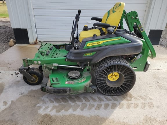 2023 John Deere Z950R Equipment Image0