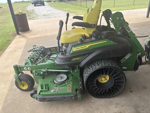 Image of John Deere Z950R equipment image 1