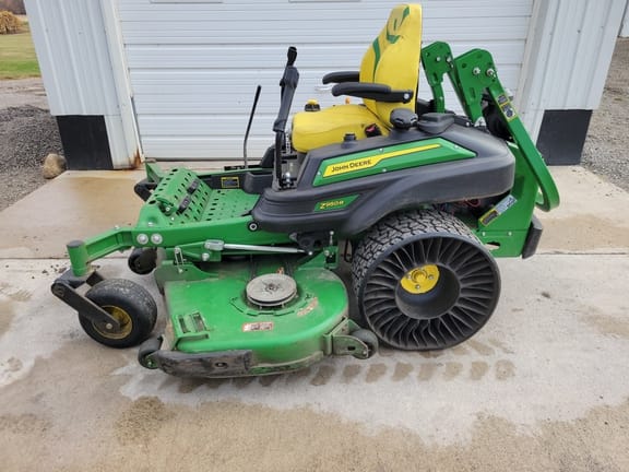 2023 John Deere Z950R Equipment Image0