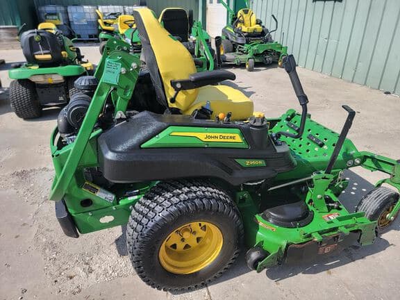 Image of John Deere Z950R equipment image 4