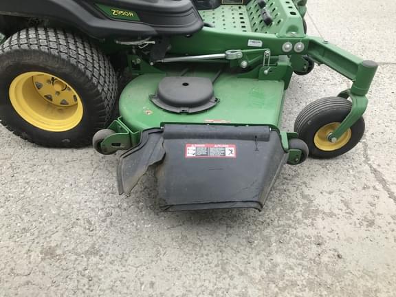 Image of John Deere Z950R equipment image 4