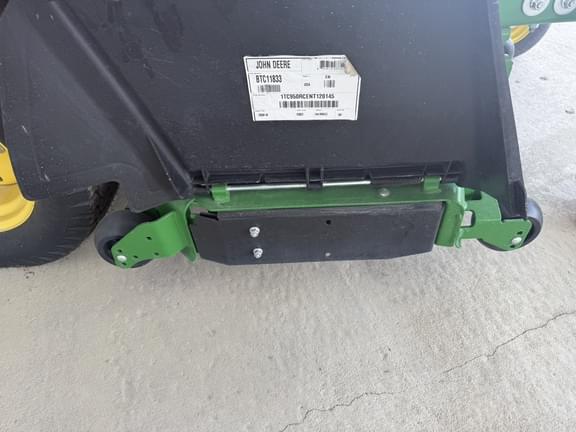 Image of John Deere Z950R equipment image 4