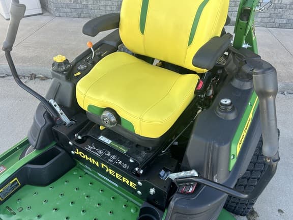 Image of John Deere Z950R equipment image 4