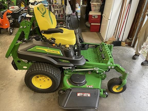 Image of John Deere Z950R equipment image 3