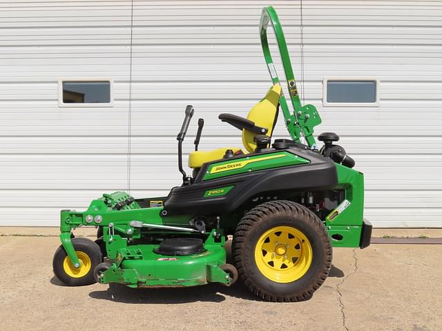 Image of John Deere Z950R equipment image 1