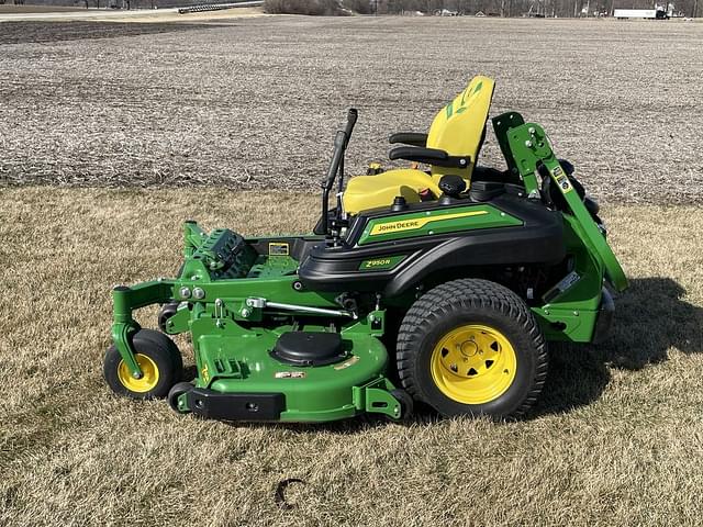 Image of John Deere Z950R equipment image 3