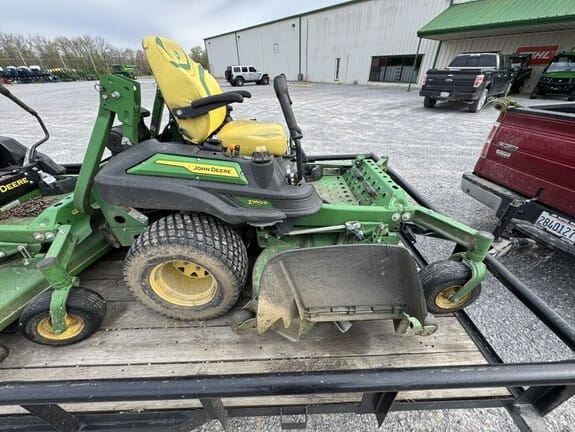 2023 John Deere Z950R Equipment Image0
