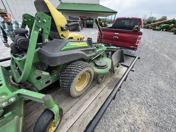 Image of John Deere Z950R equipment image 1