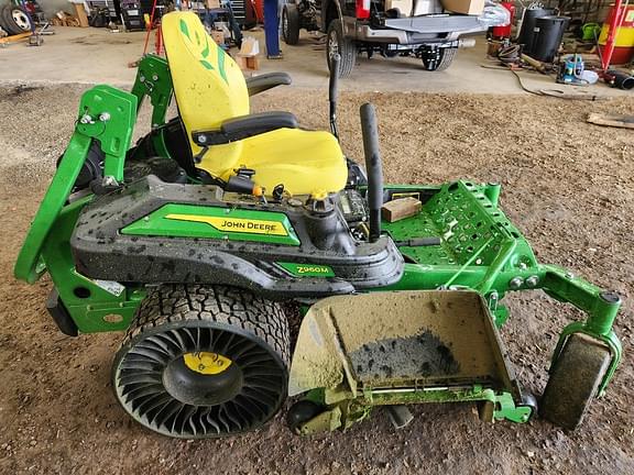 Image of John Deere Z960M equipment image 3