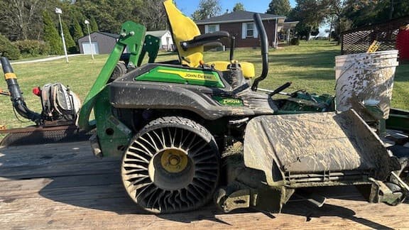 Image of John Deere Z960M equipment image 2