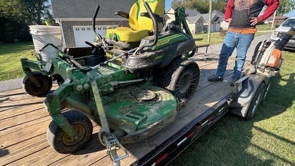 Image of John Deere Z960M equipment image 4