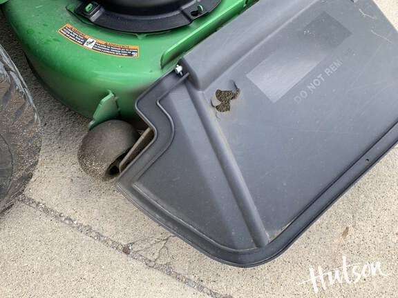 Image of John Deere Z960M equipment image 4