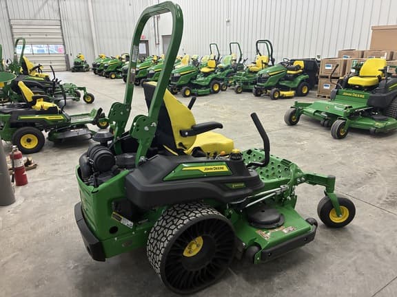 Image of John Deere Z960M equipment image 3