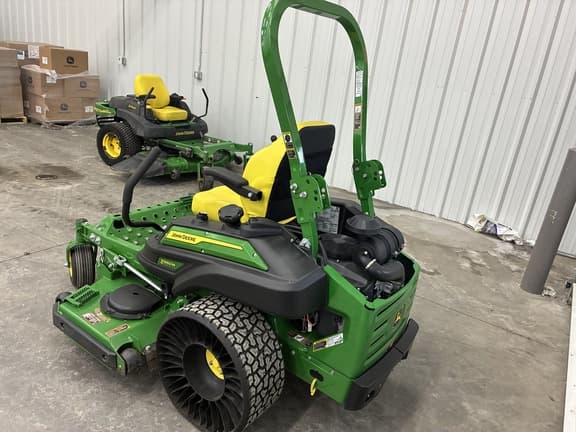 Image of John Deere Z960M equipment image 4