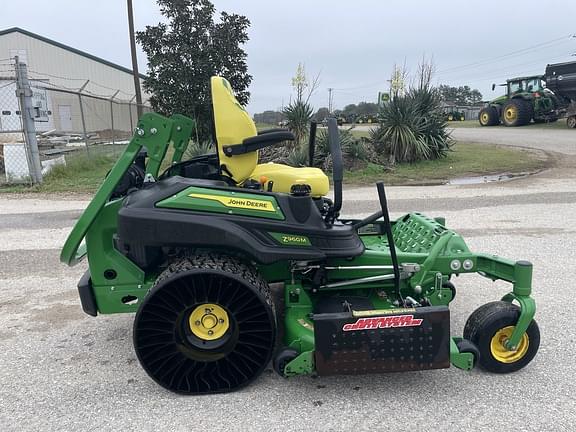 Image of John Deere Z960M equipment image 4